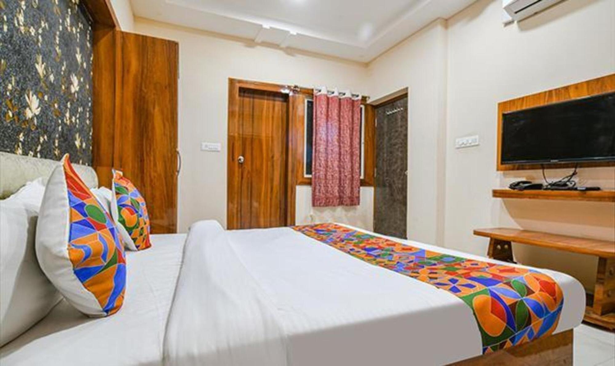 Fabhotel Royal Palace Indore Exterior foto